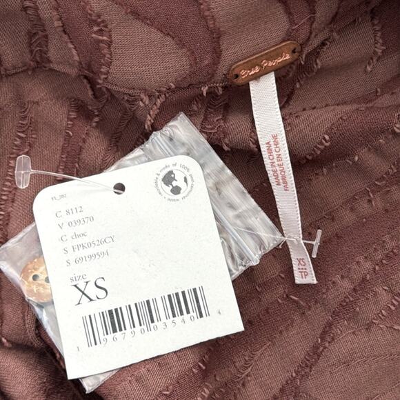 NWT Free People Can’t Stop Dreaming Mocha Mousse Button Up Patterned Tunic Top - Picture 3 of 4